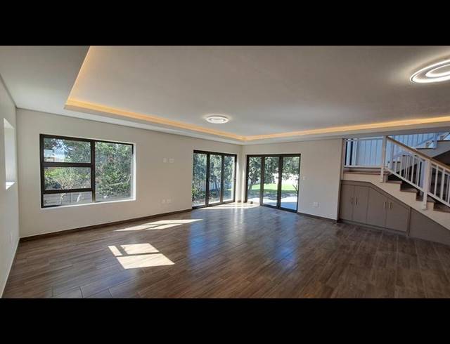4 BEDROOM HOUSE FOR SALE IN STILBAAI-WES